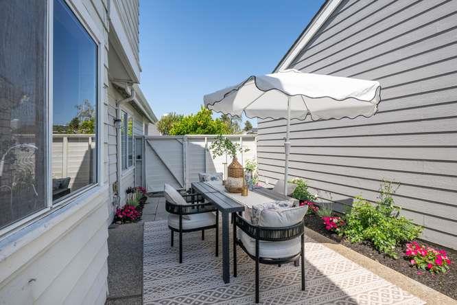 326 Commander Lane