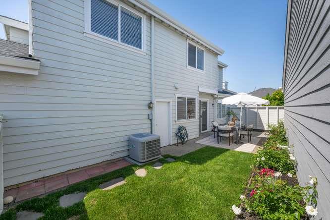 326 Commander Lane