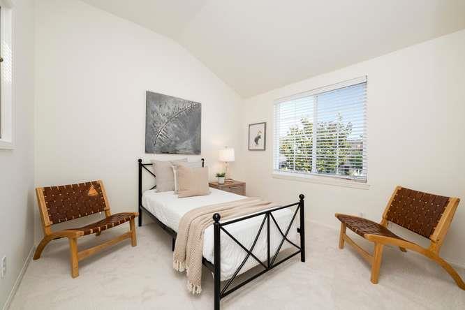 326 Commander Lane