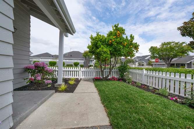 326 Commander Lane