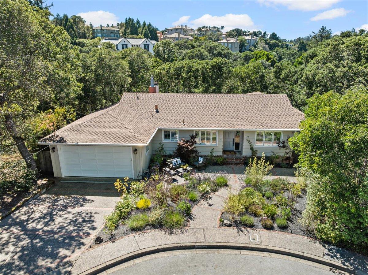 35 Tulip Court