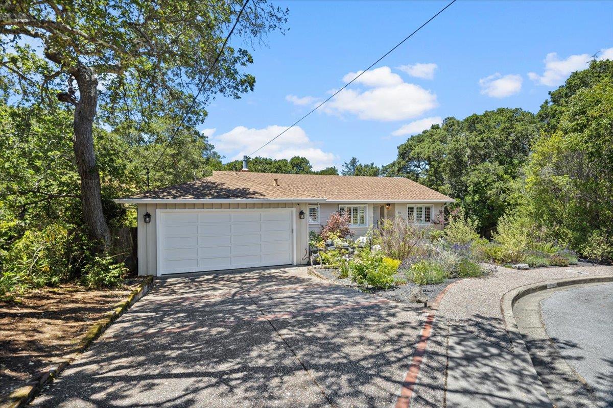 35 Tulip Court