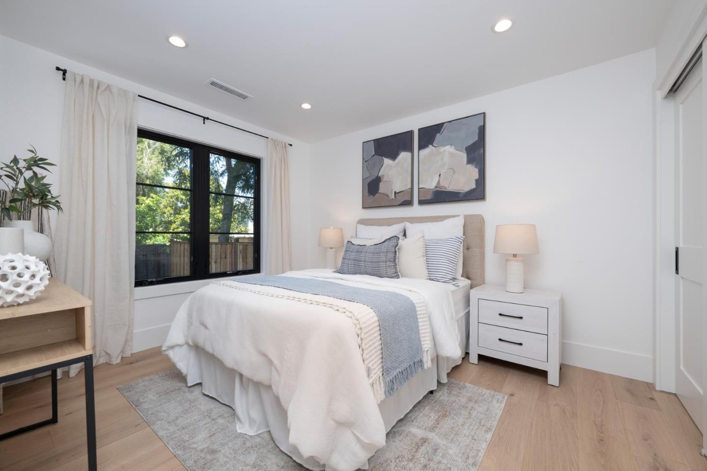 3231 Alameda De Las Pulgas