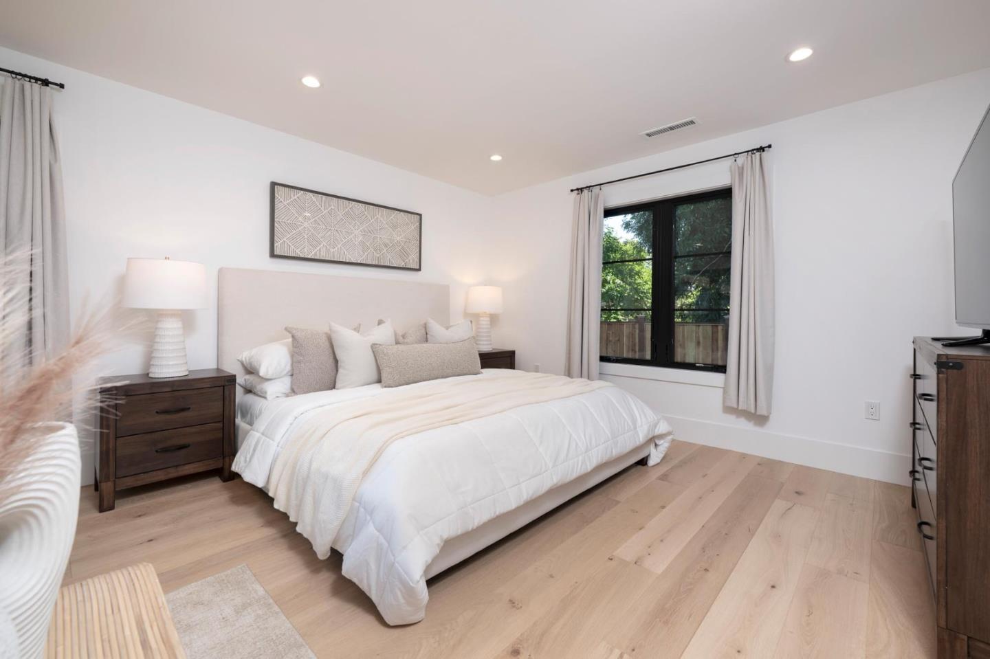 3231 Alameda De Las Pulgas