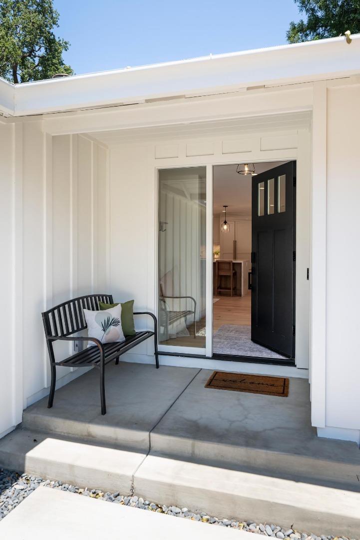 3231 Alameda De Las Pulgas