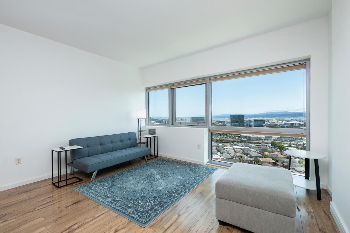 1 Mandalay Place 905