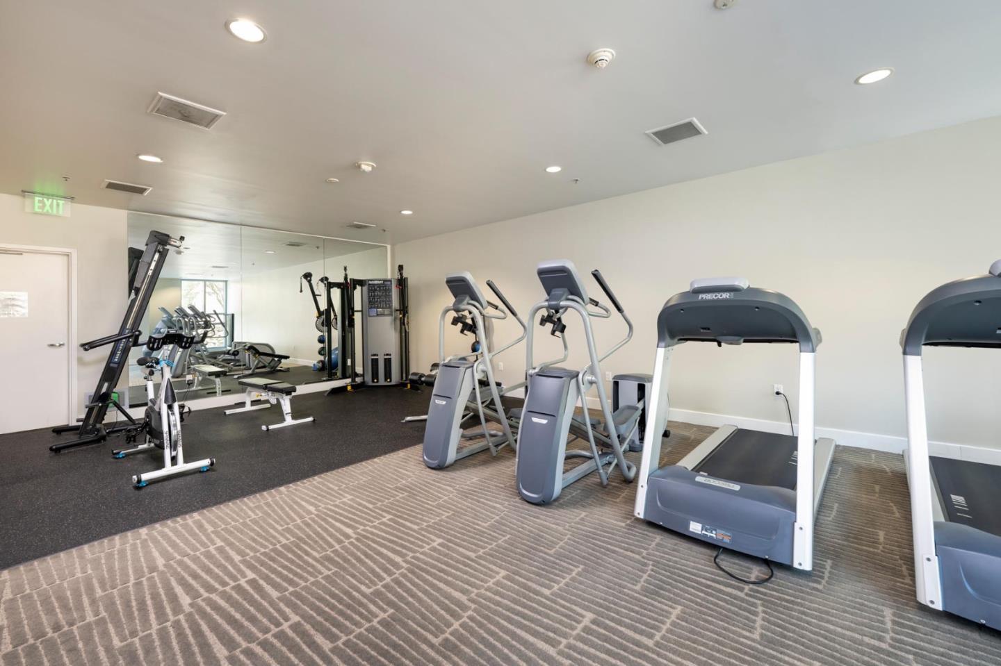 1 Mandalay Place 905