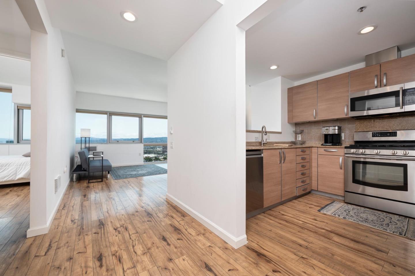 1 Mandalay Place 905
