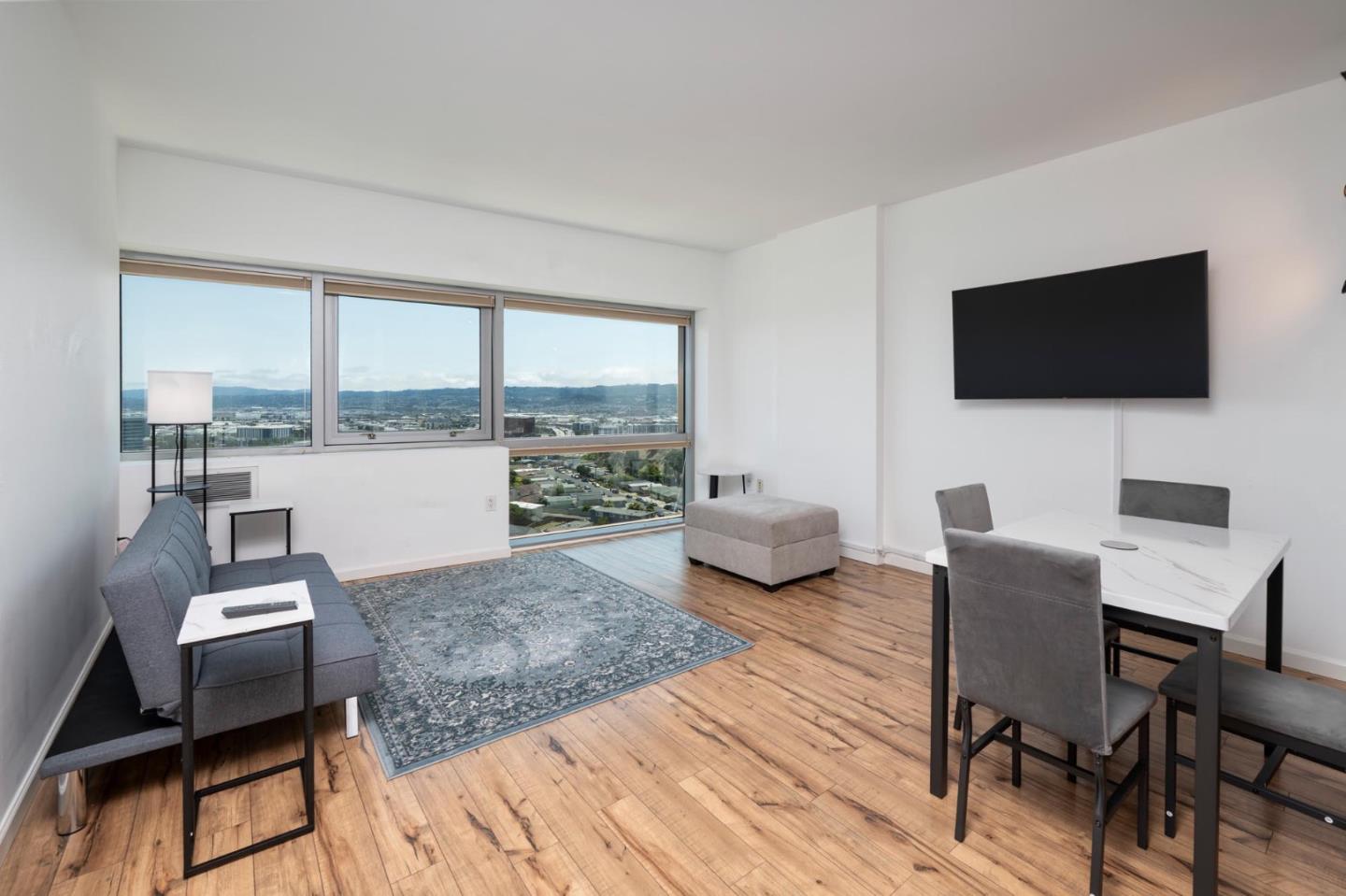 1 Mandalay Place 905