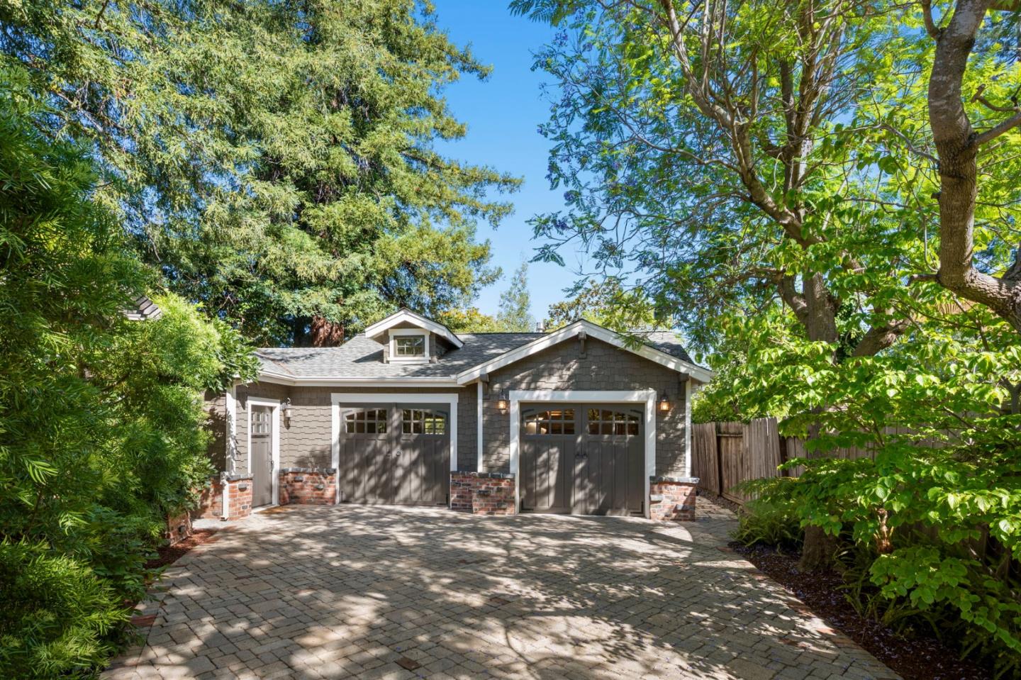 445 Arlington Road