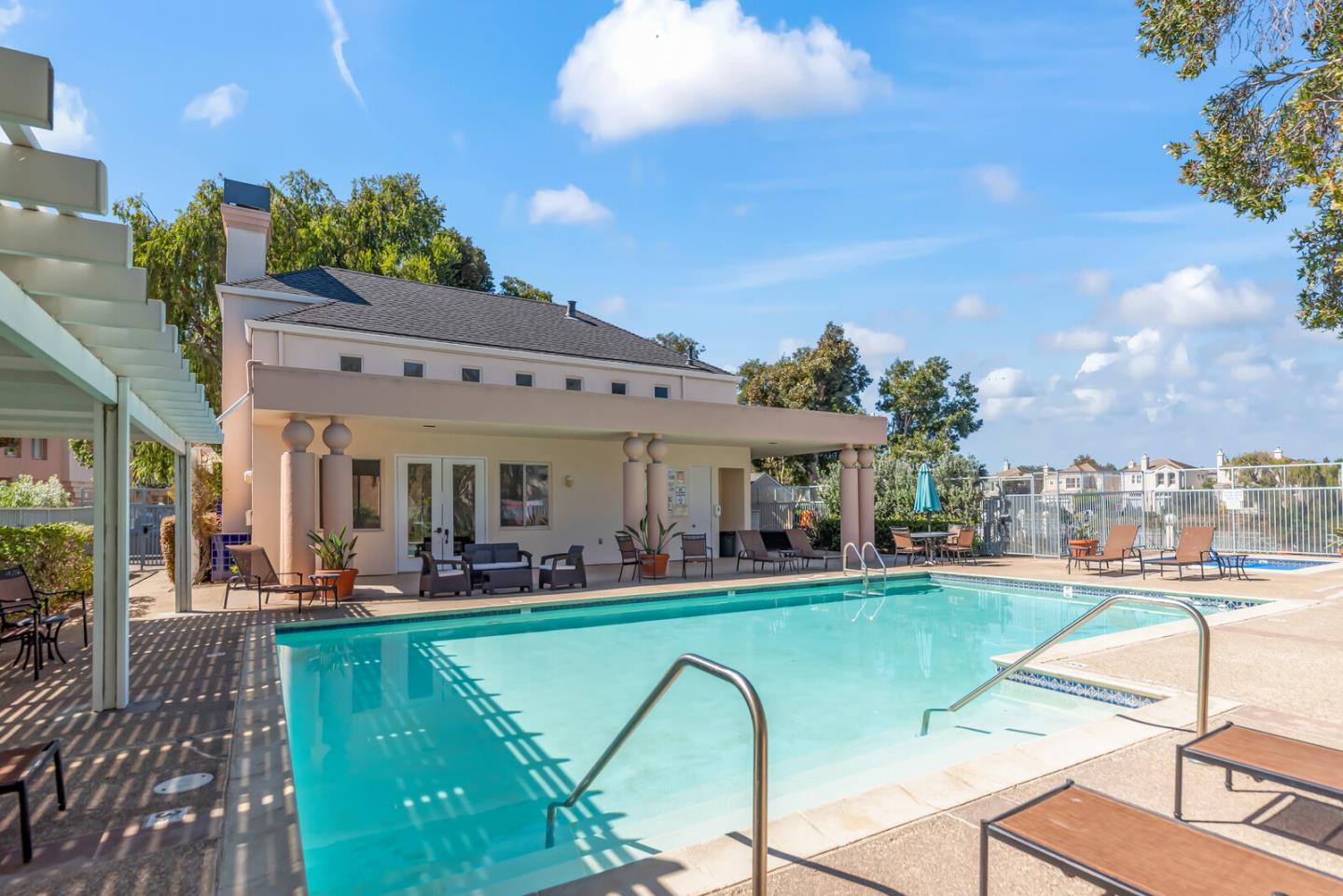 803 Lakeshore Drive