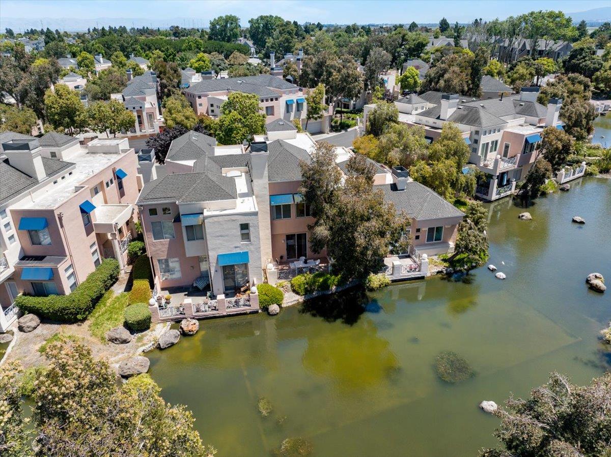 803 Lakeshore Drive