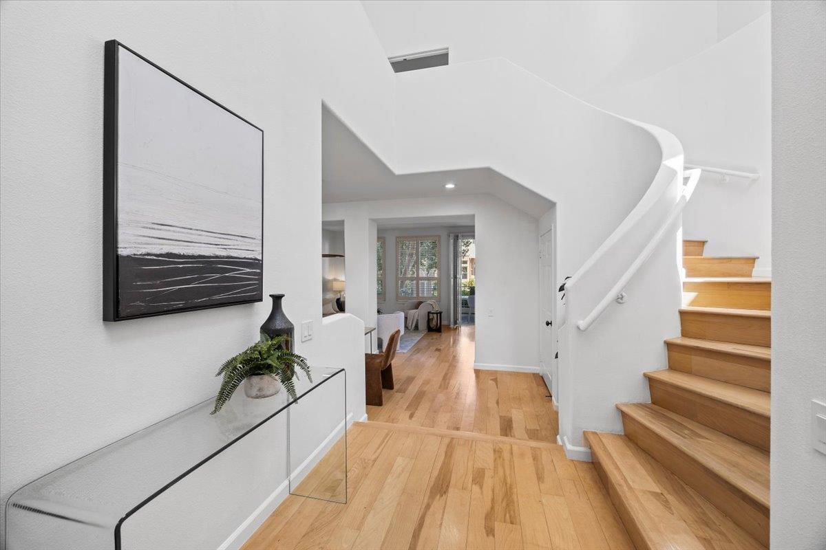 803 Lakeshore Drive