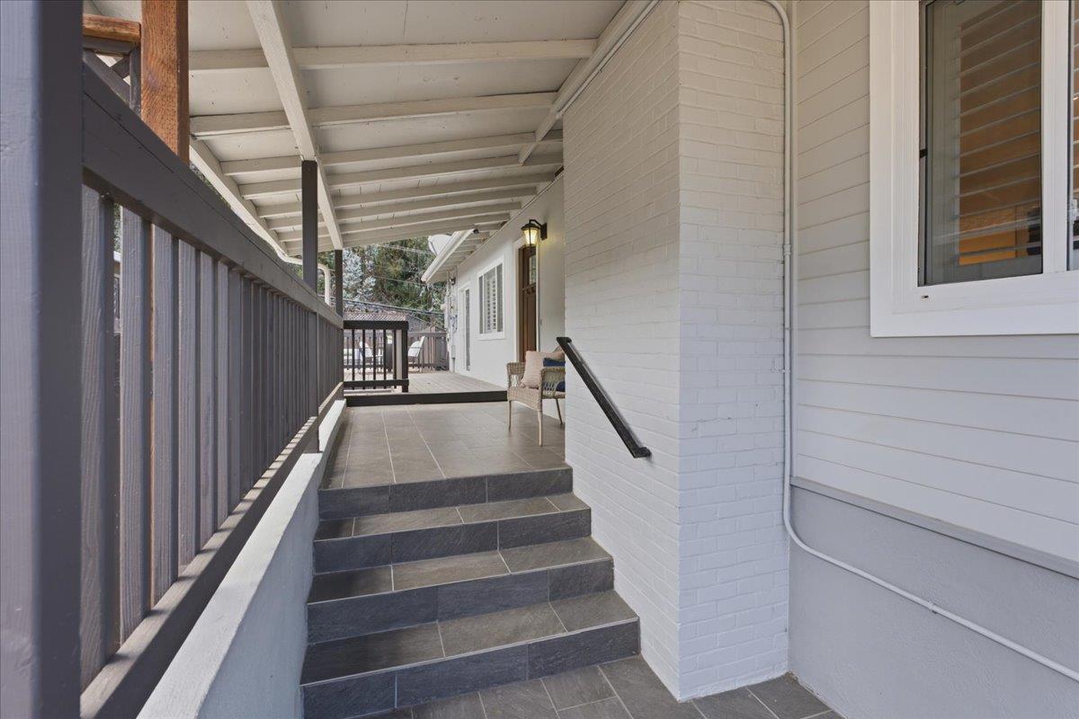2306 Valleywood Drive