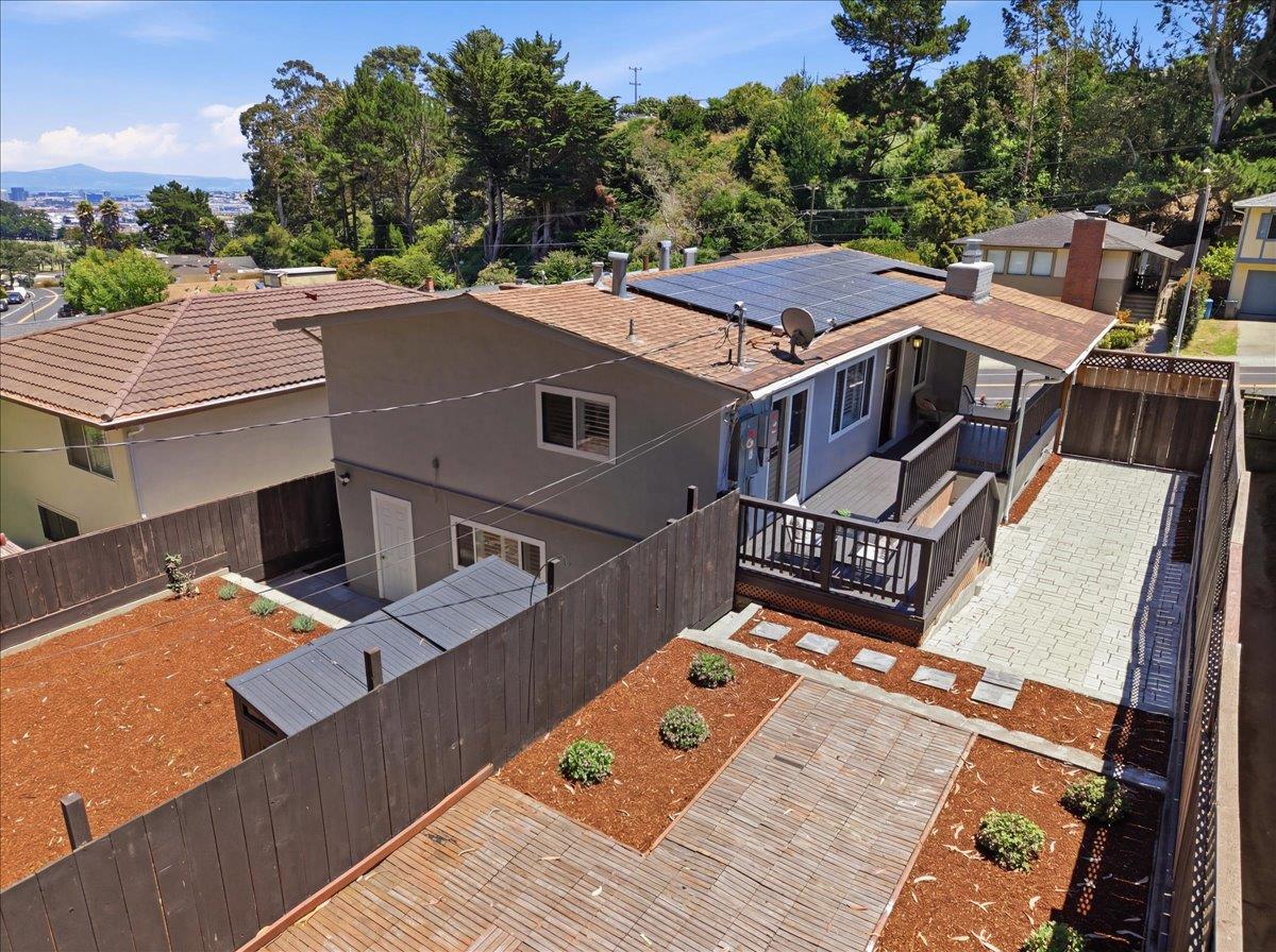 2306 Valleywood Drive