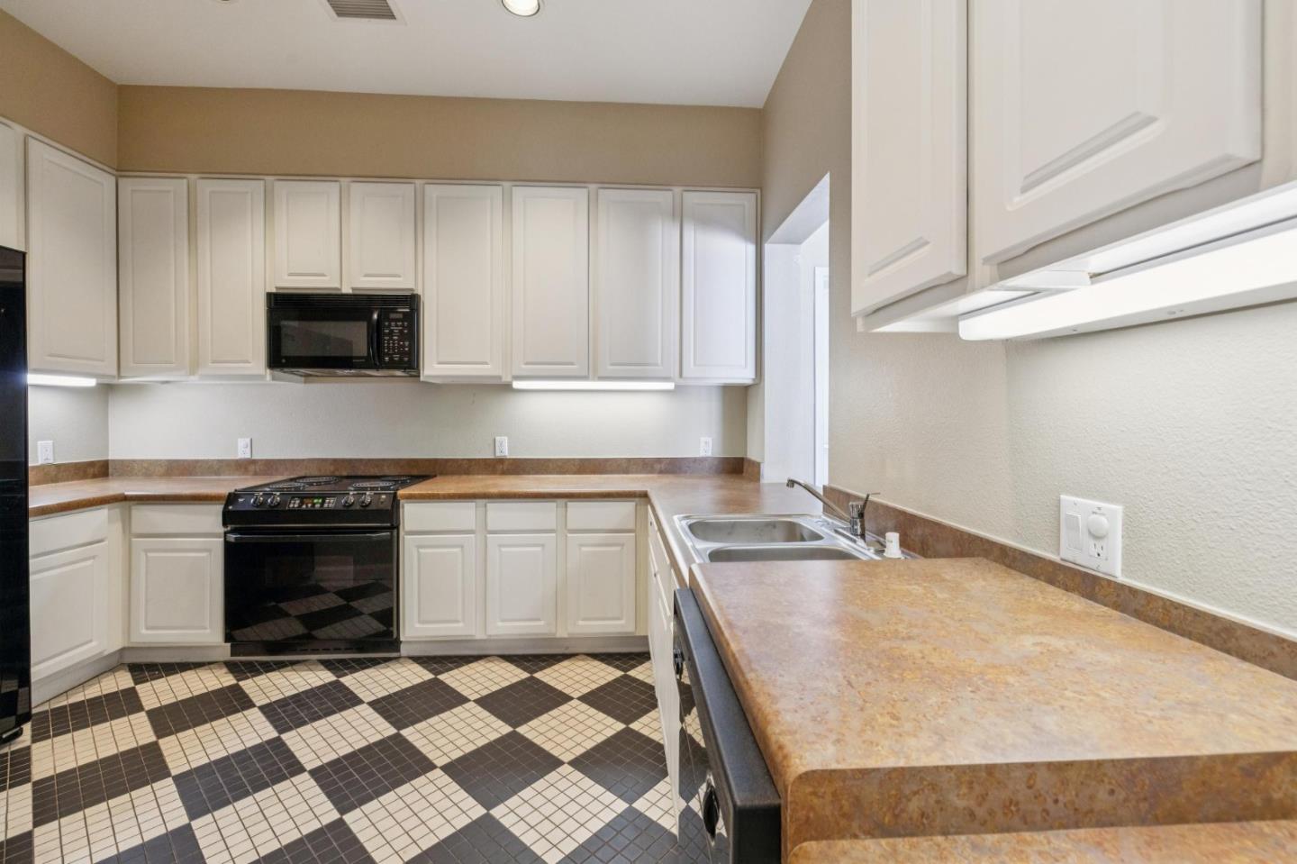 860 Meridian Bay Lane 342