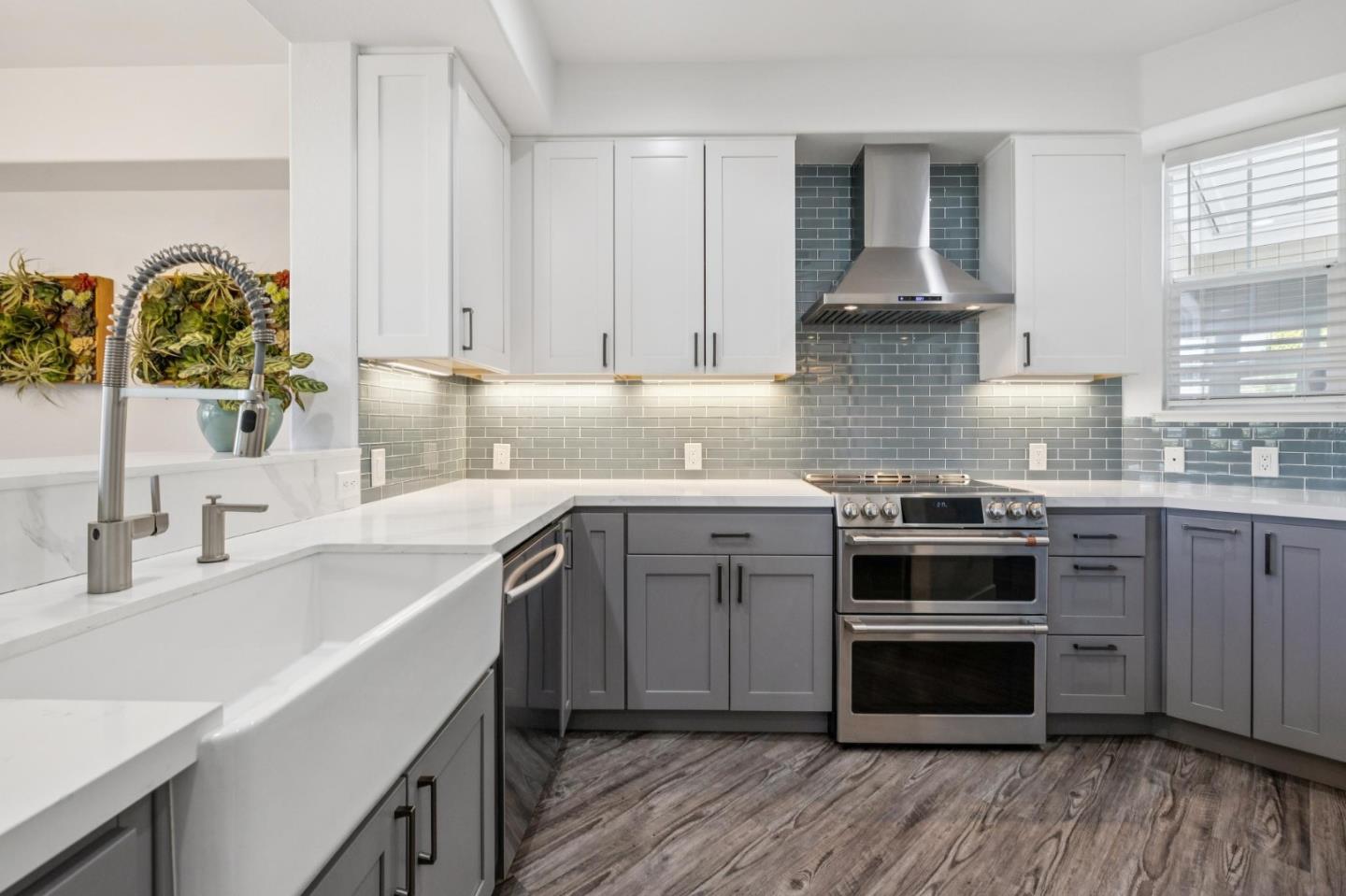 860 Meridian Bay Lane 342