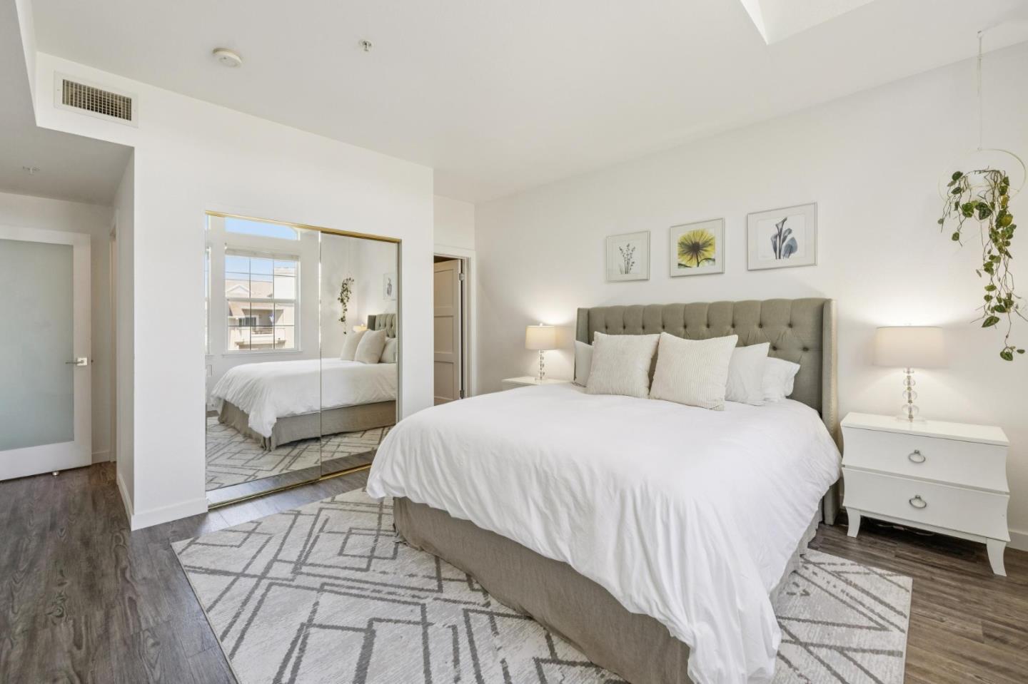 860 Meridian Bay Lane 342