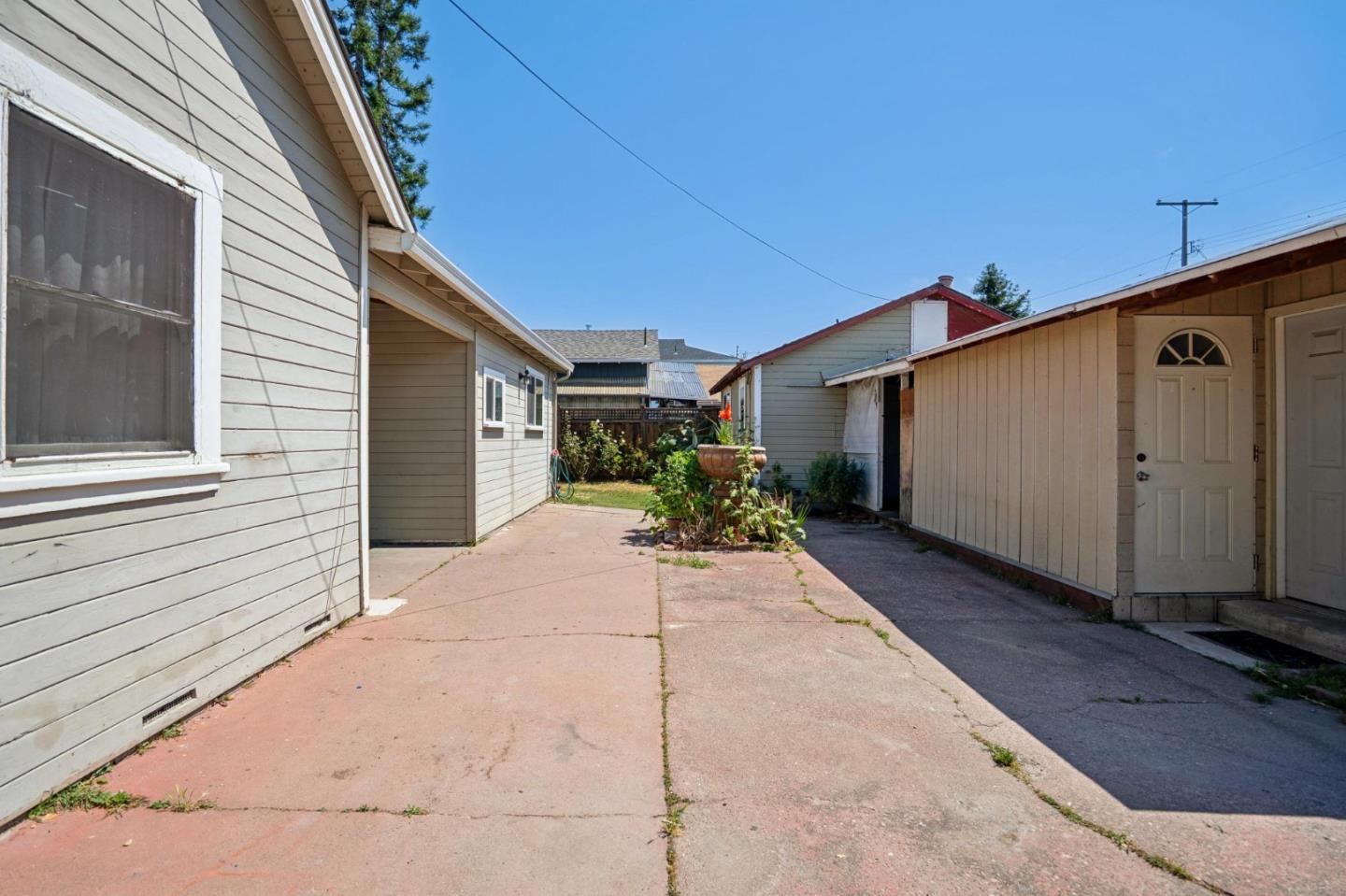240 Berkshire Avenue