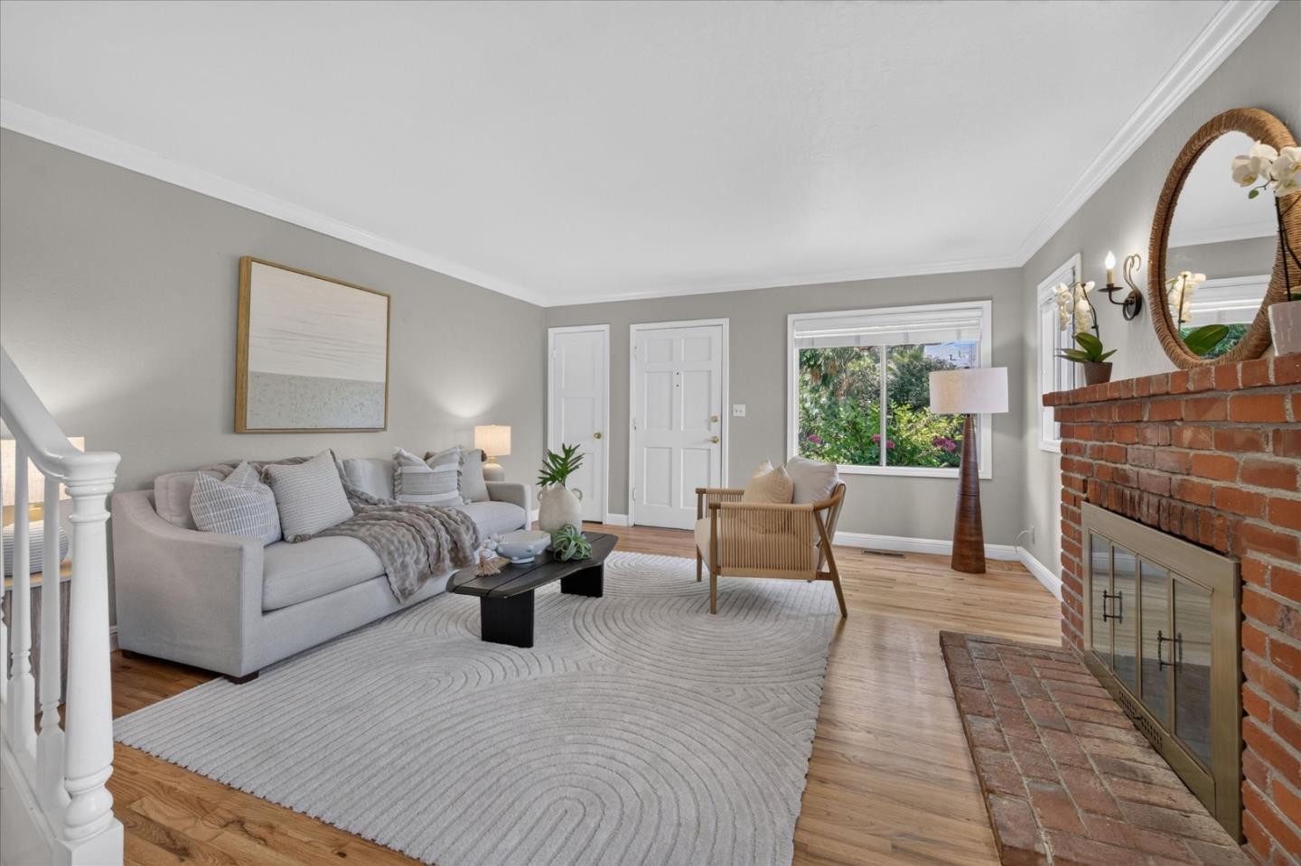 3723 Alameda De Las Pulgas