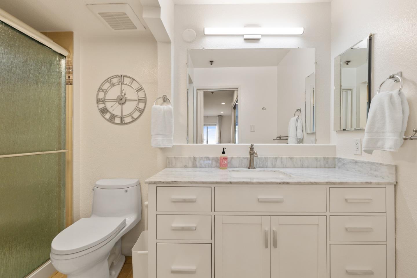1 Laurel Street 102