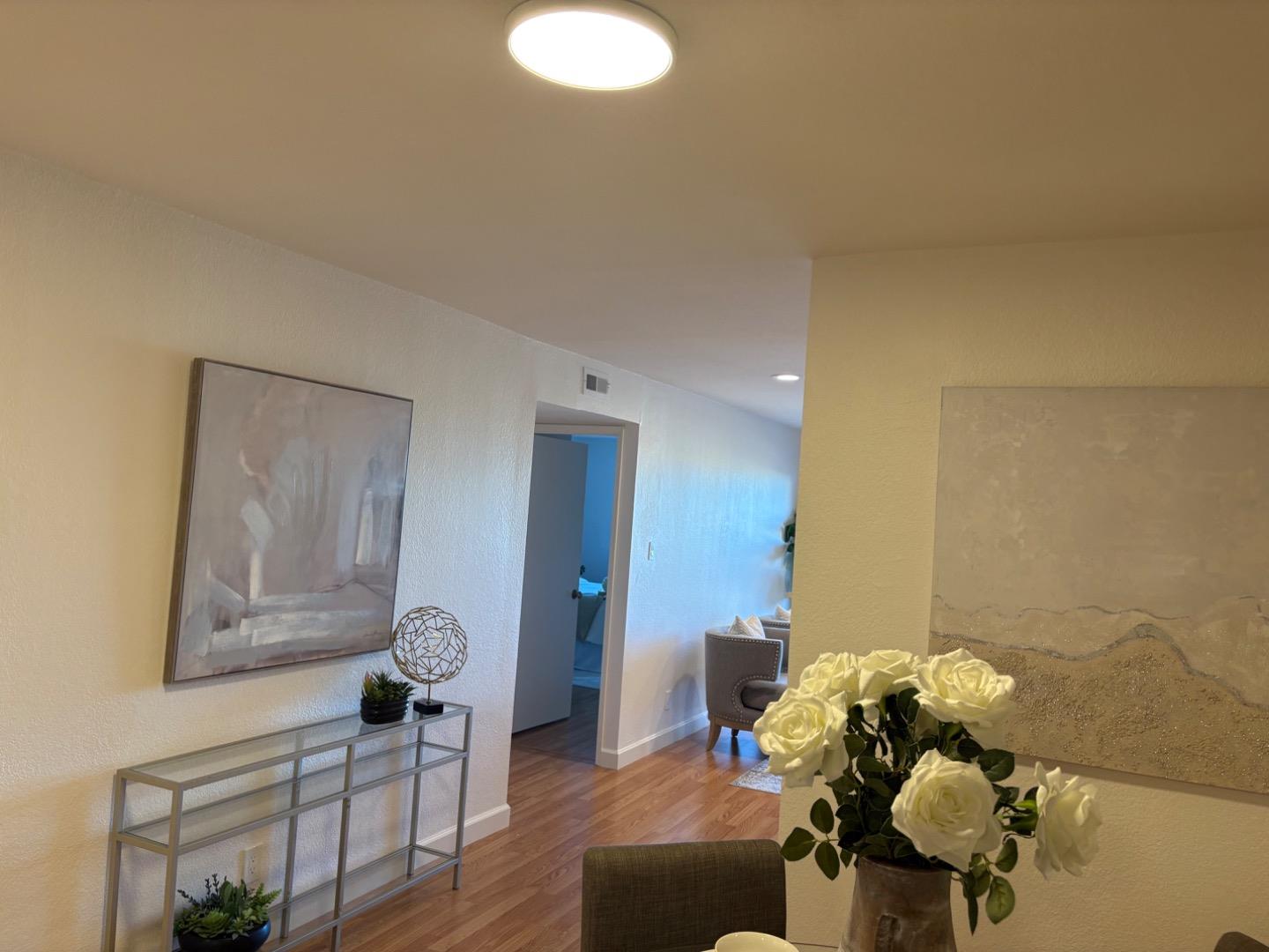 1 Laurel Street 102
