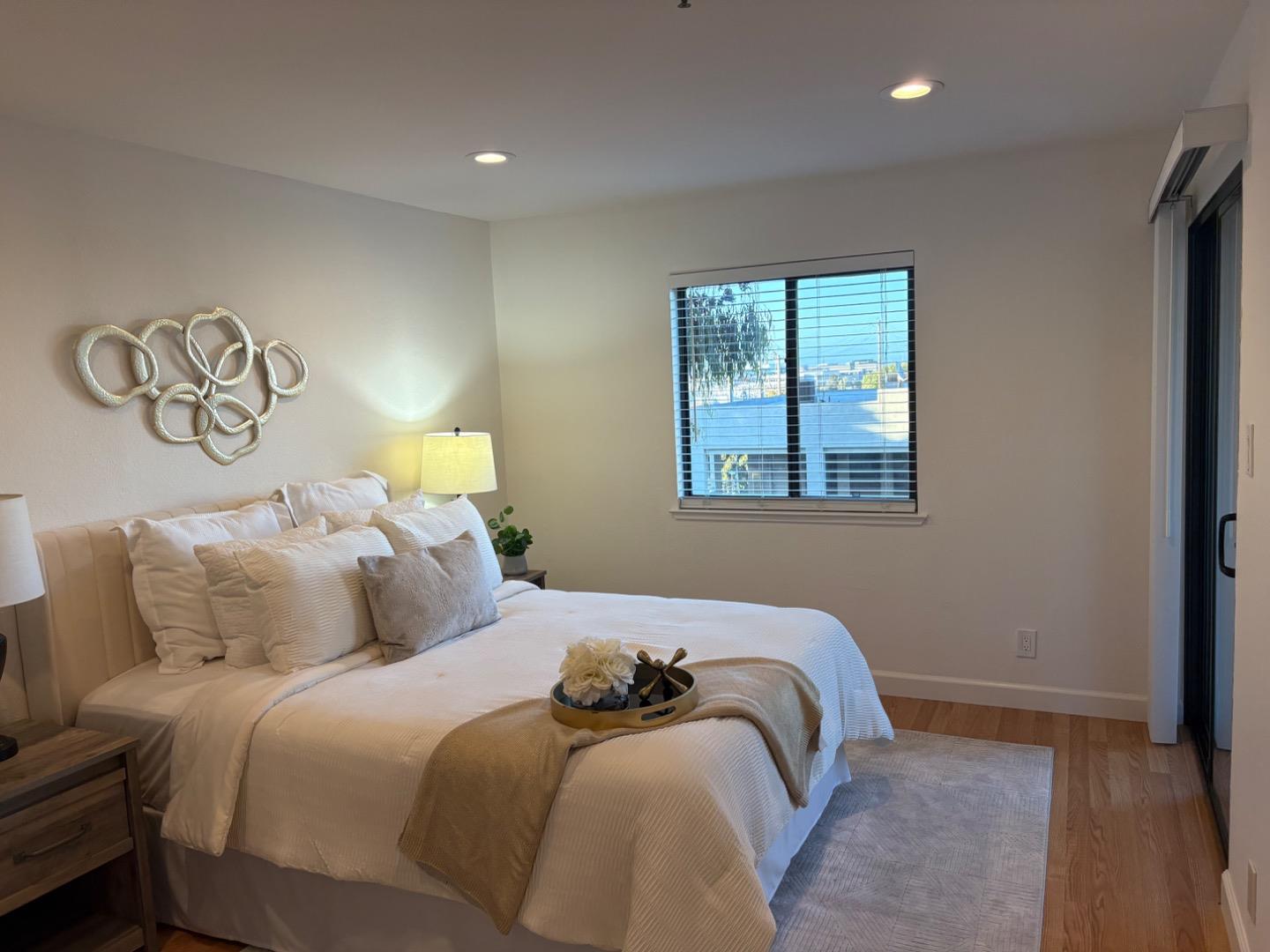 1 Laurel Street 102