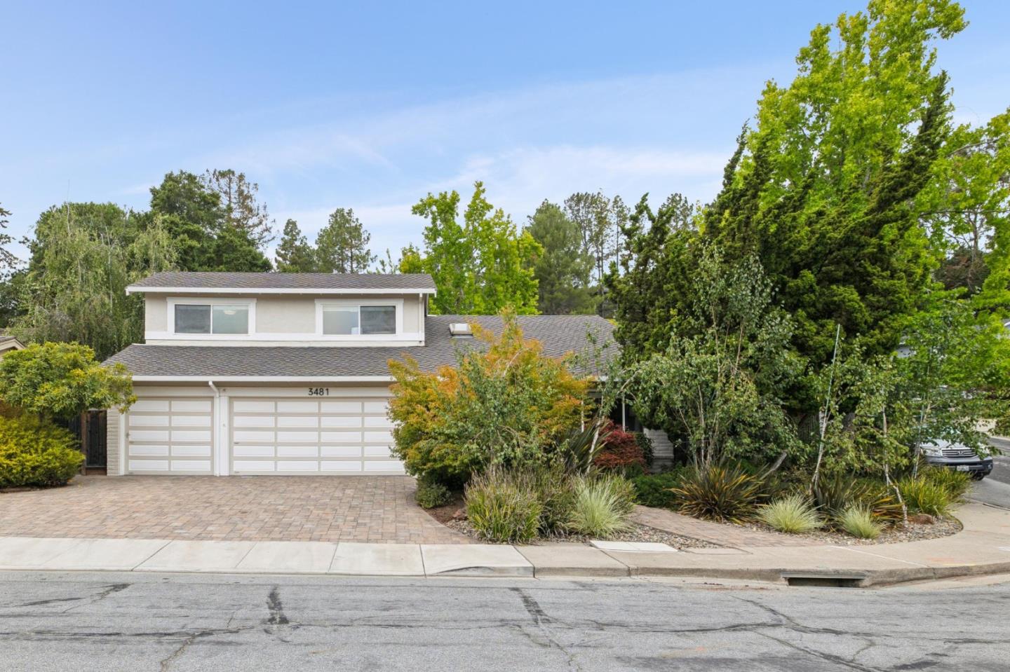 3481 La Mesa DR