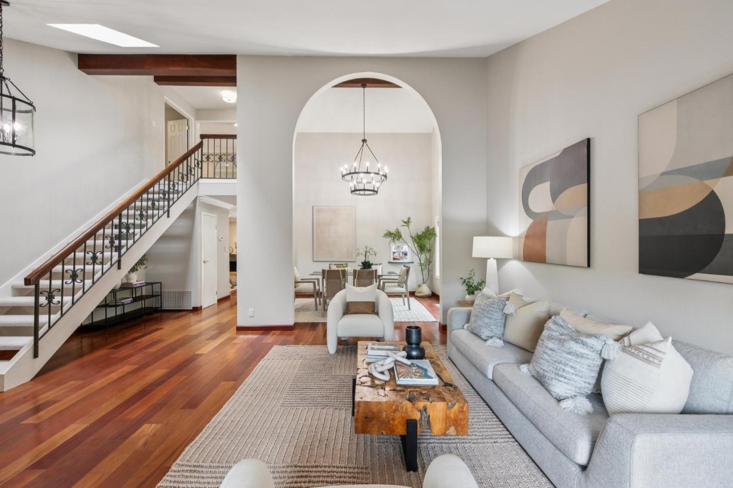 3481 La Mesa DR