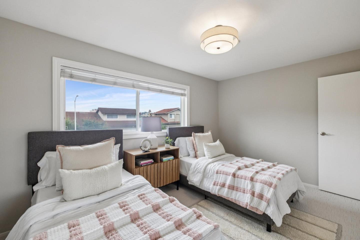 3481 La Mesa DR