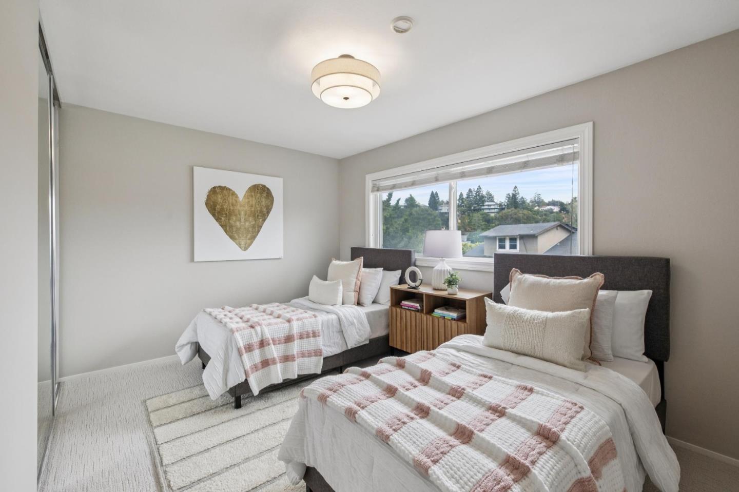 3481 La Mesa DR