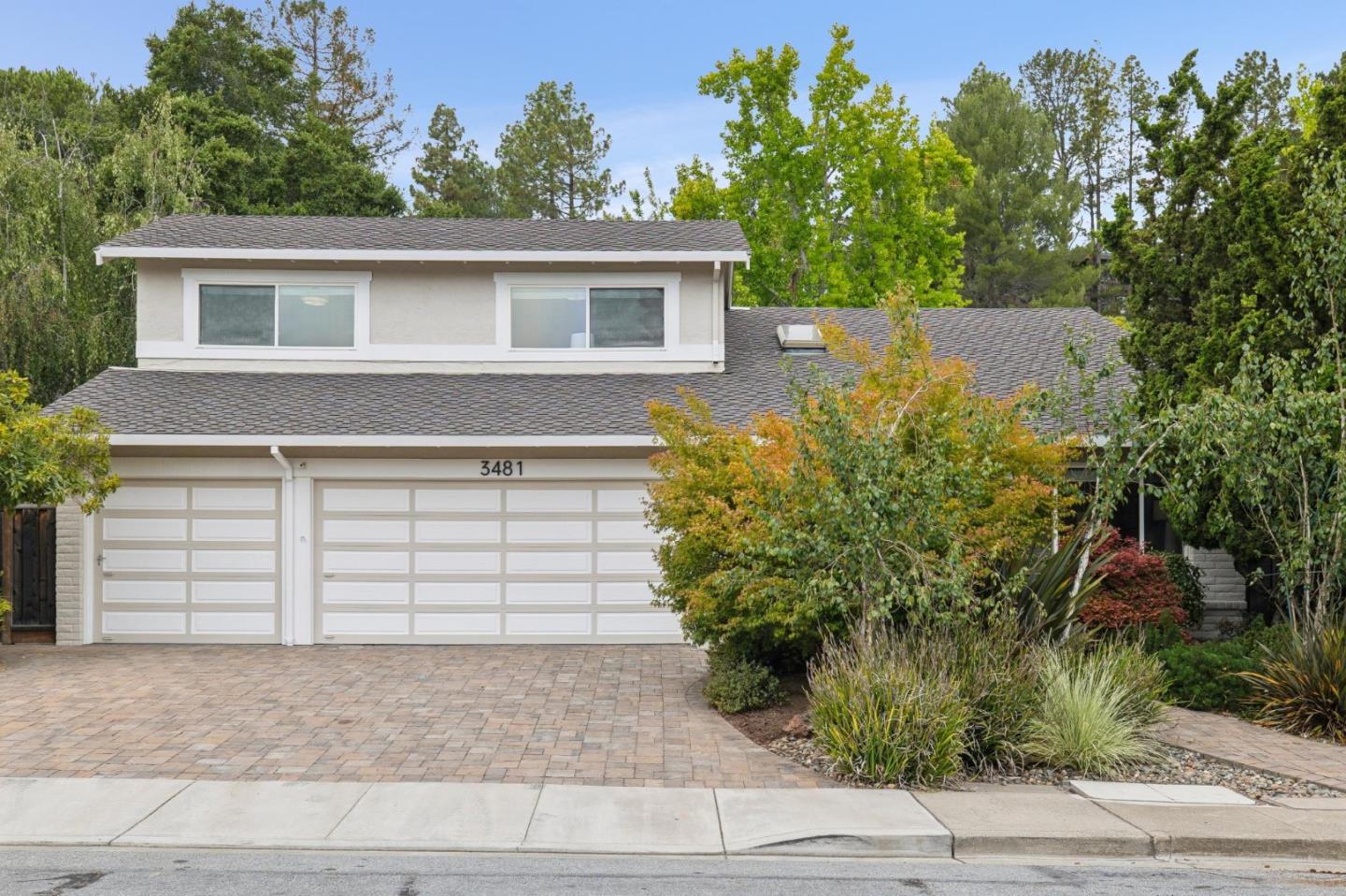 3481 La Mesa DR