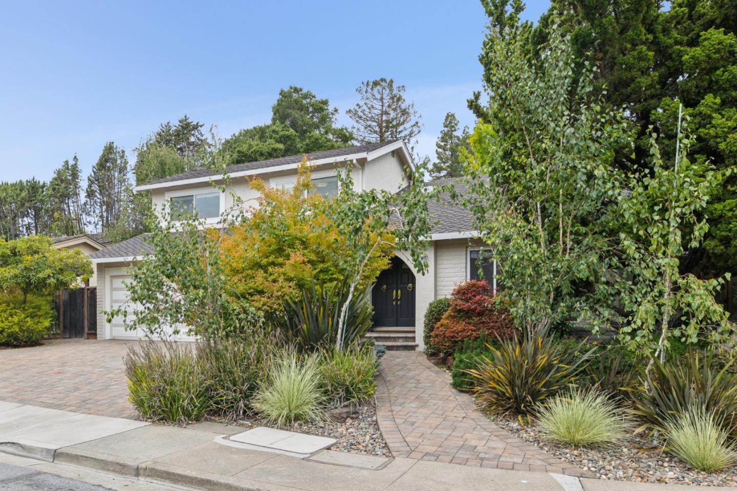 3481 La Mesa DR