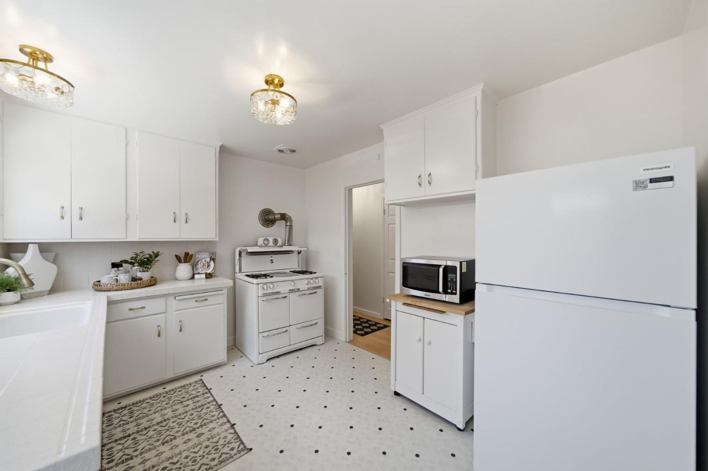 1727 Madison AVE