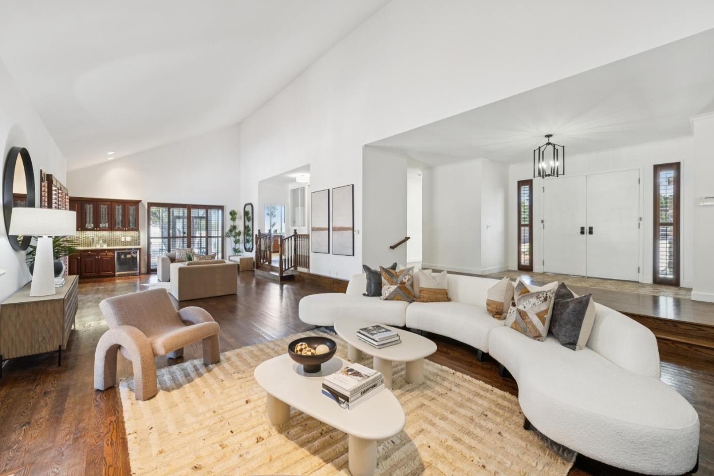 35 Silk Tree PL