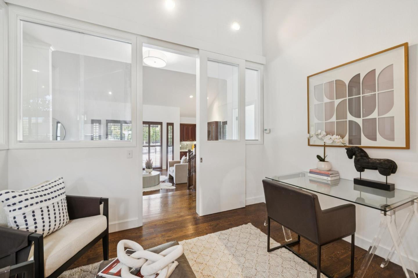 35 Silk Tree PL
