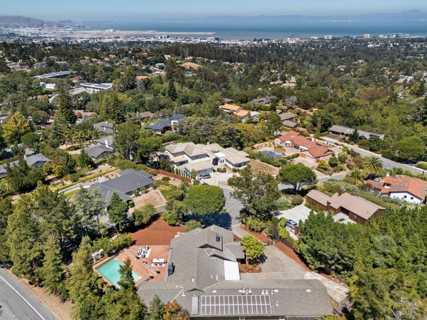 35 Silk Tree PL