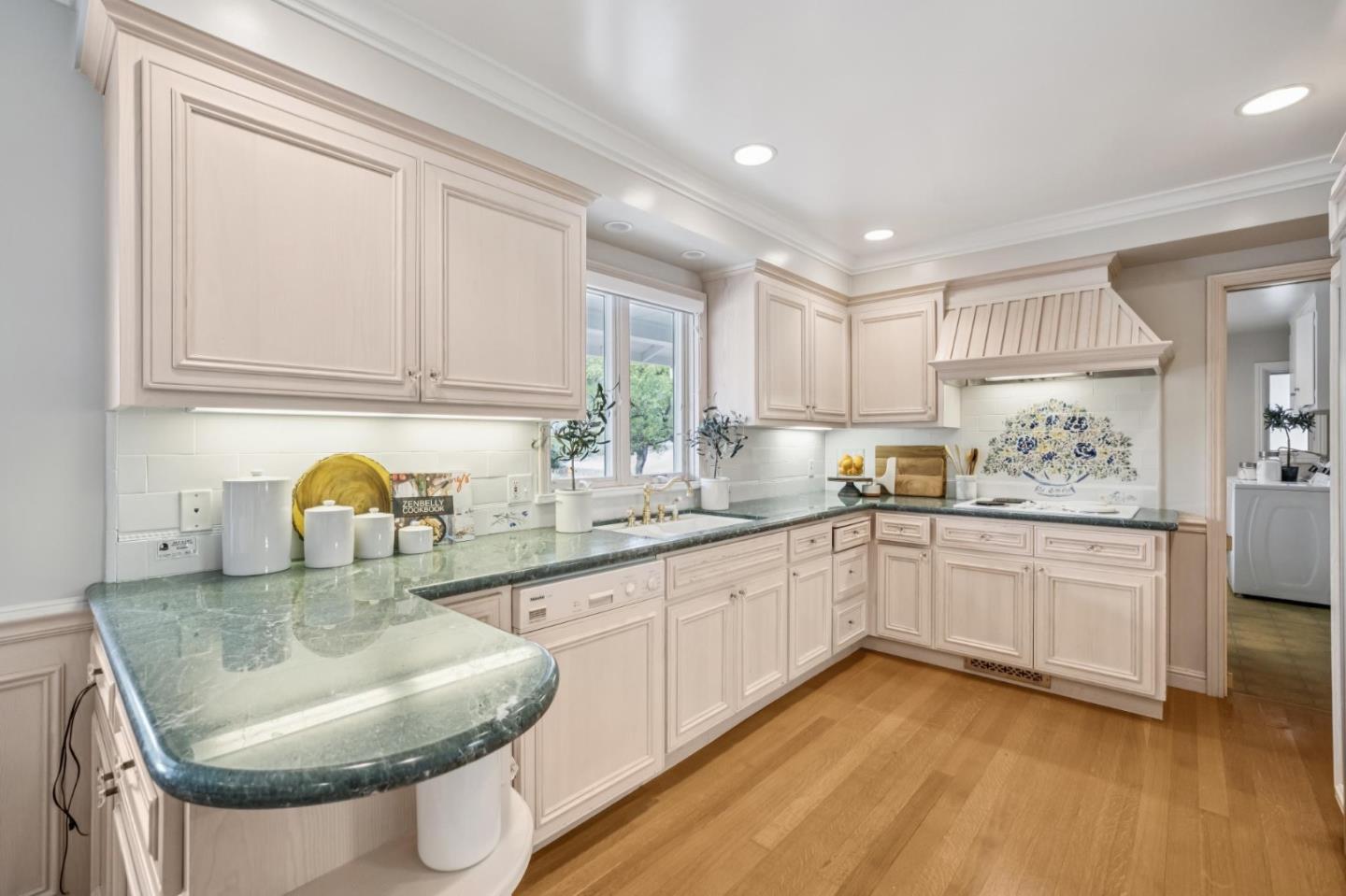 140 Rockridge RD