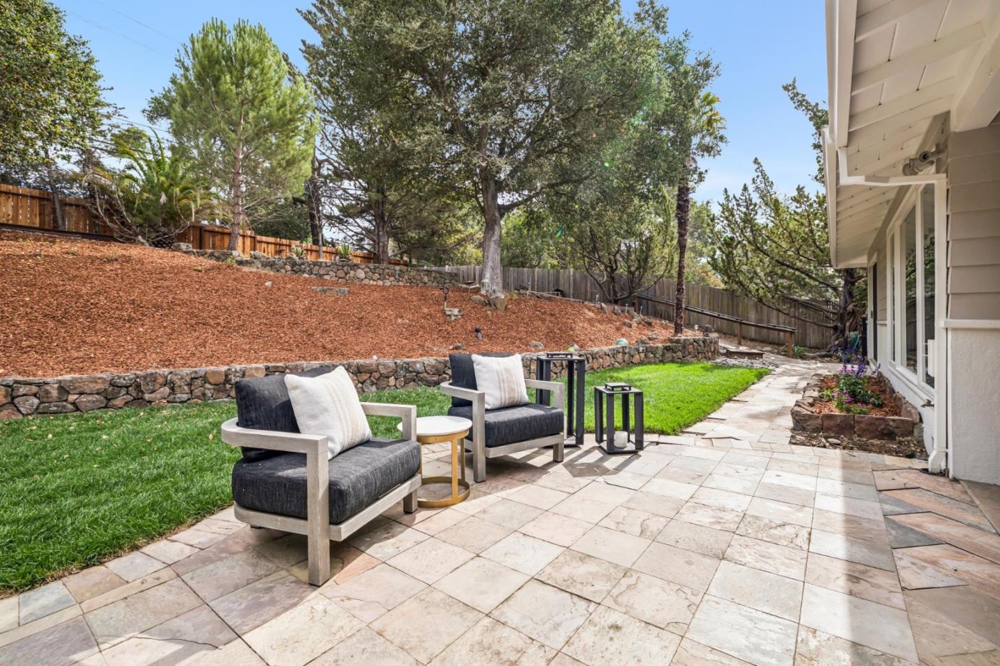 140 Rockridge RD