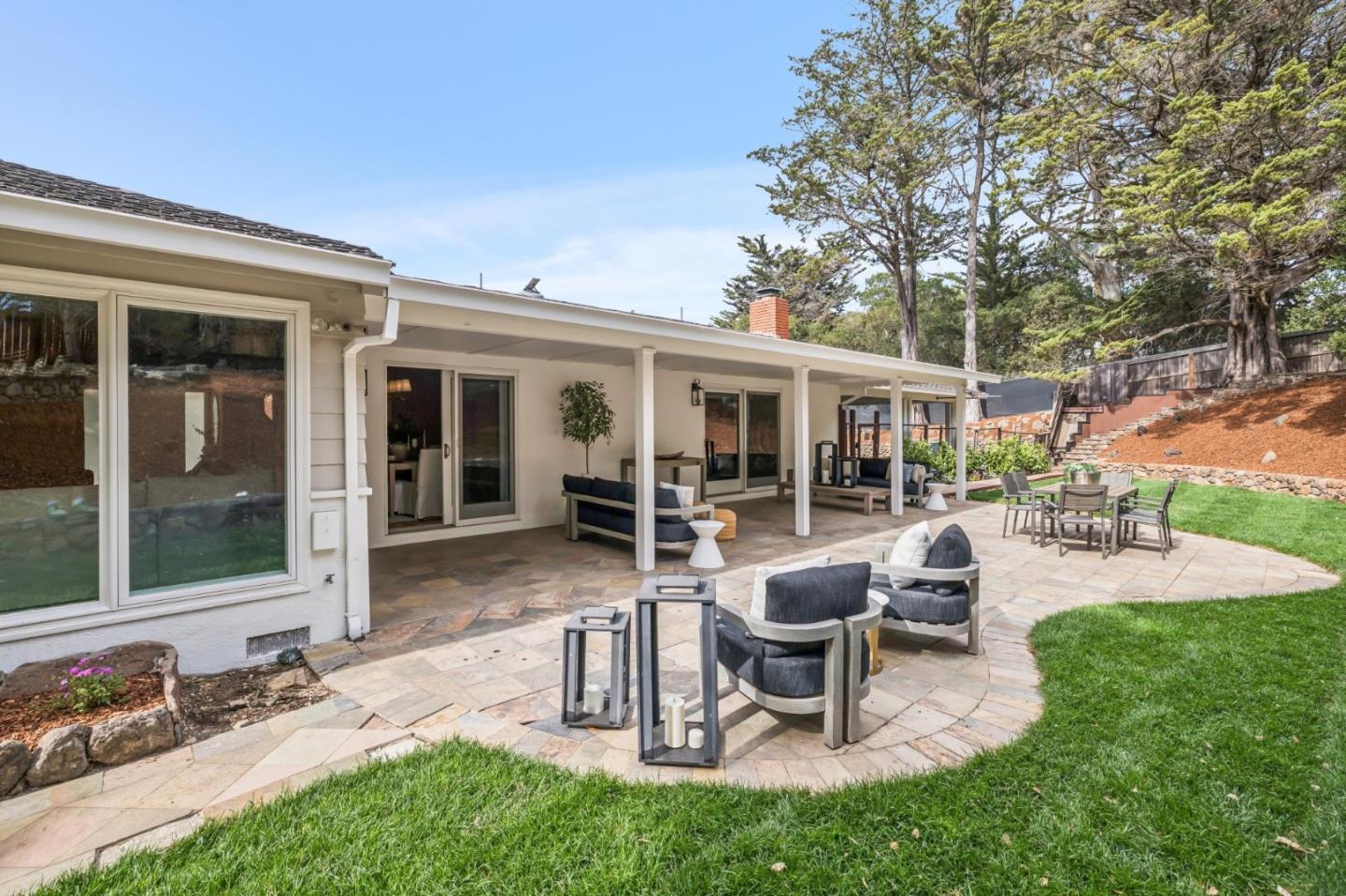 140 Rockridge RD
