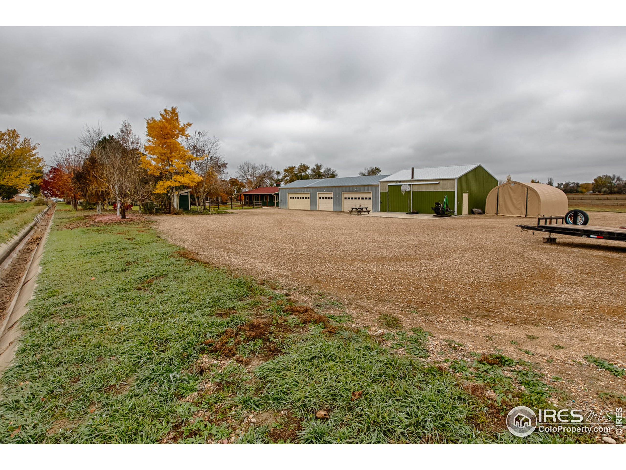320 Glenview Ct