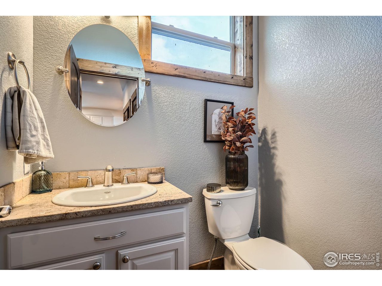 11932 Coal Creek Heights Dr