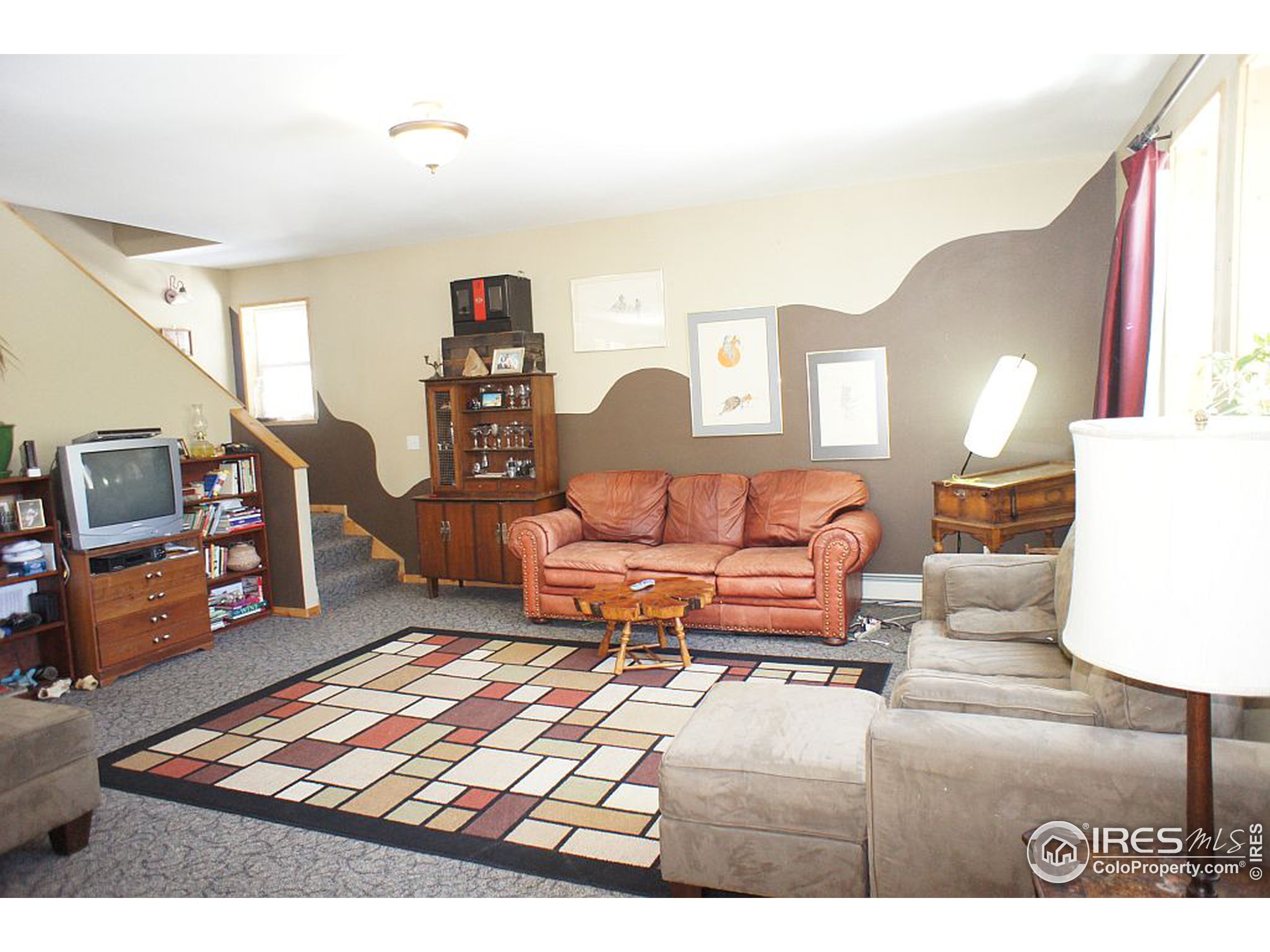 1185 W Midway Blvd