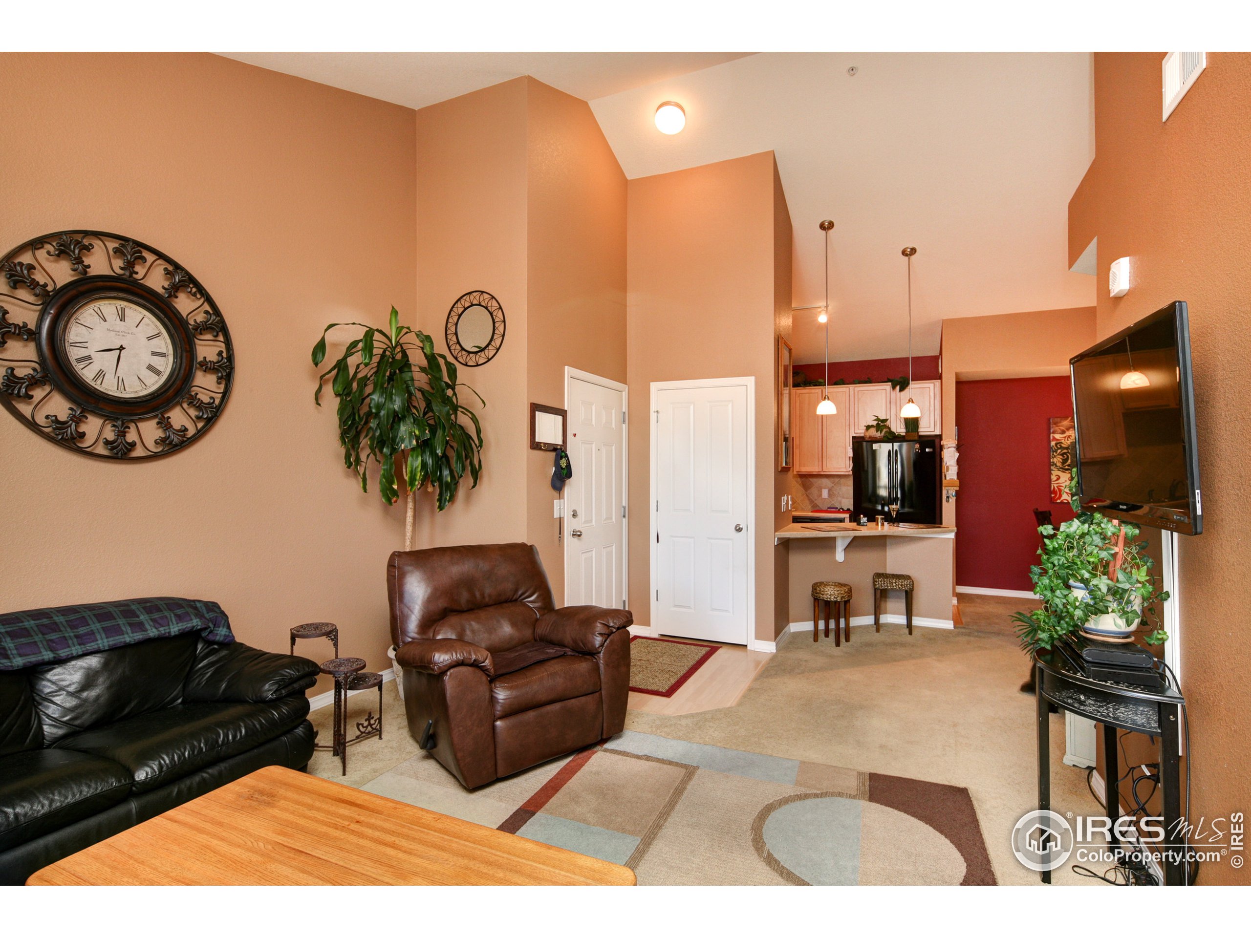 24771 Westridge Rd