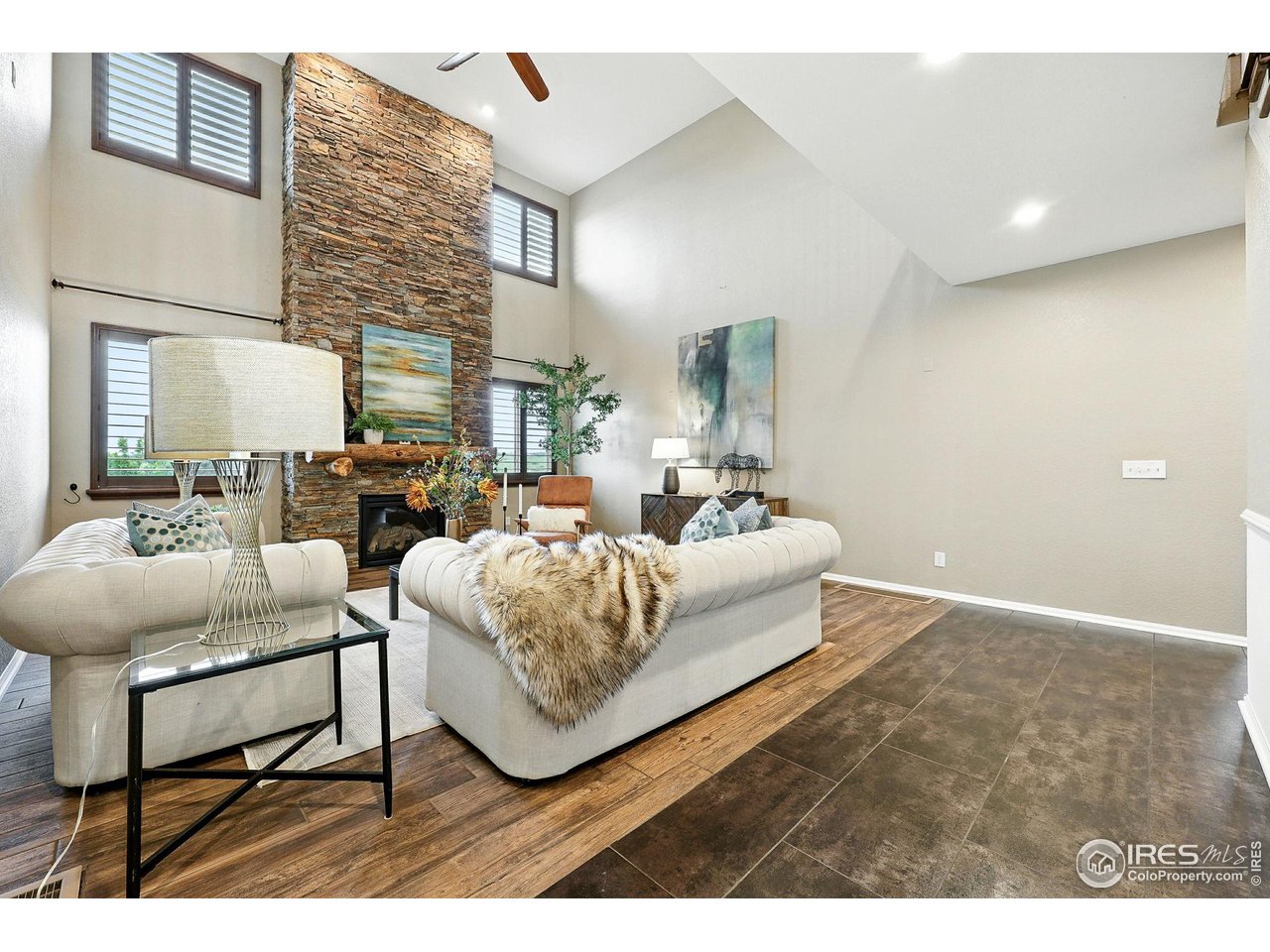 15810 E Tall Timber Ln