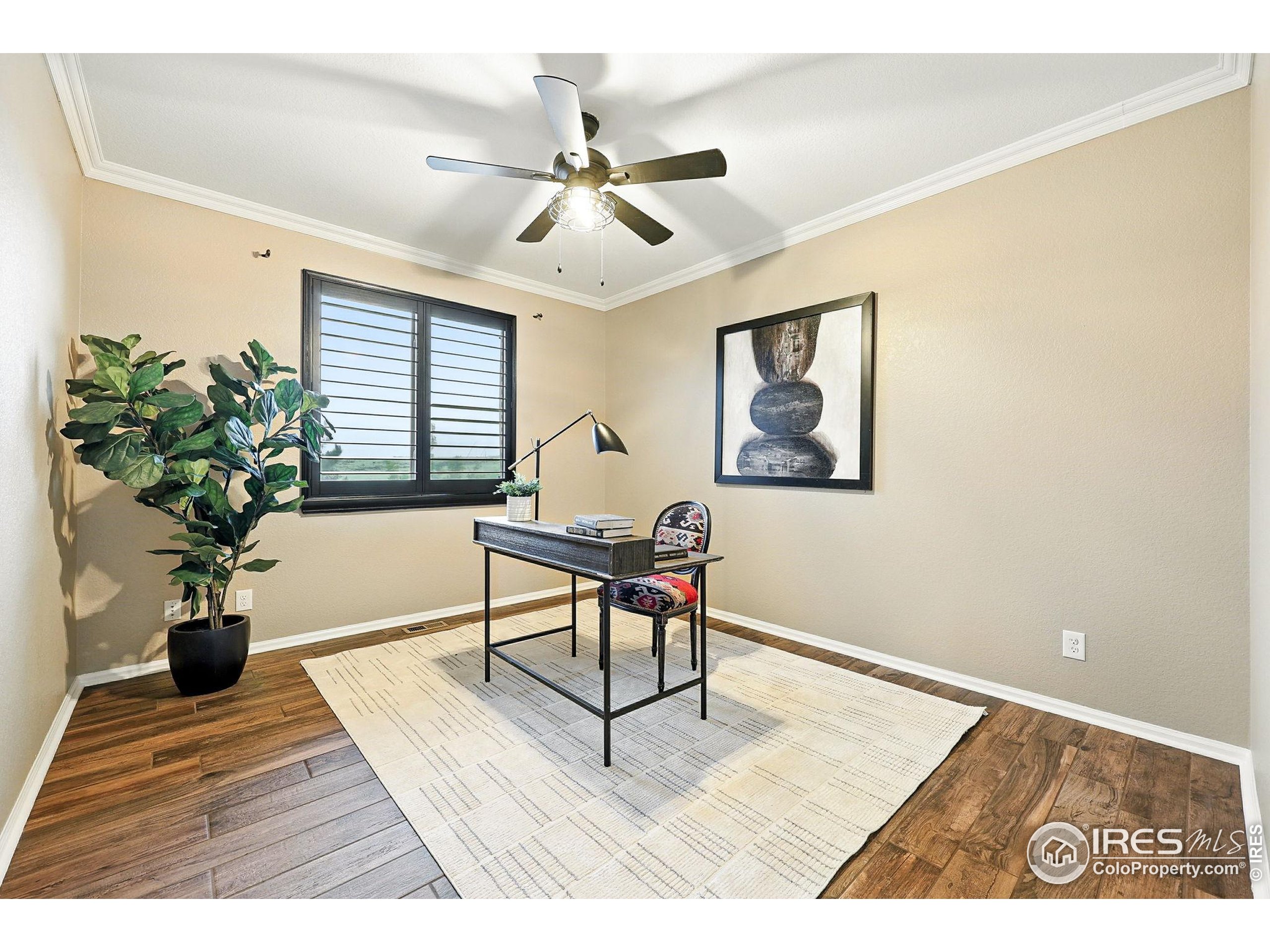 15810 E Tall Timber Ln