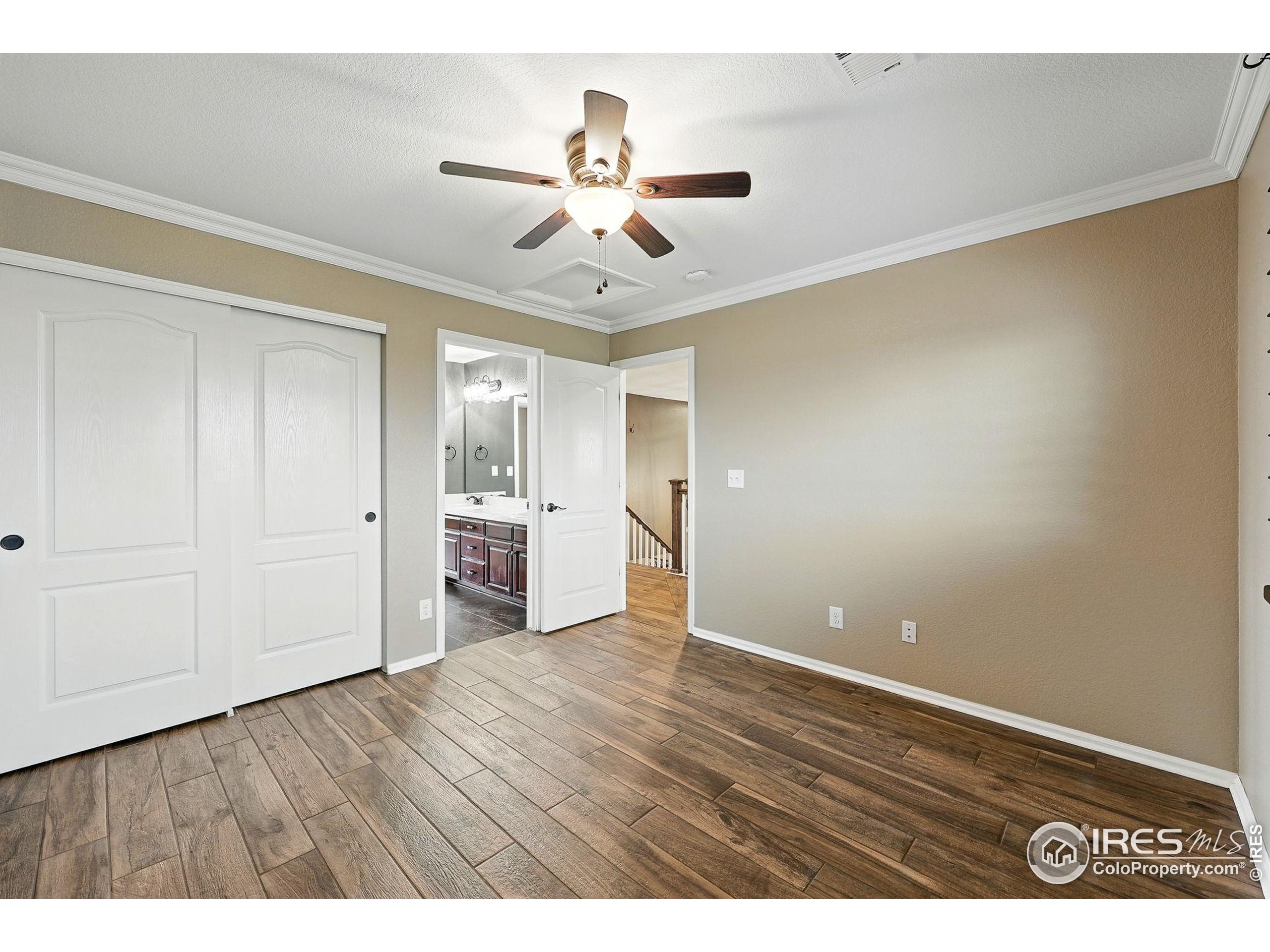 15810 E Tall Timber Ln