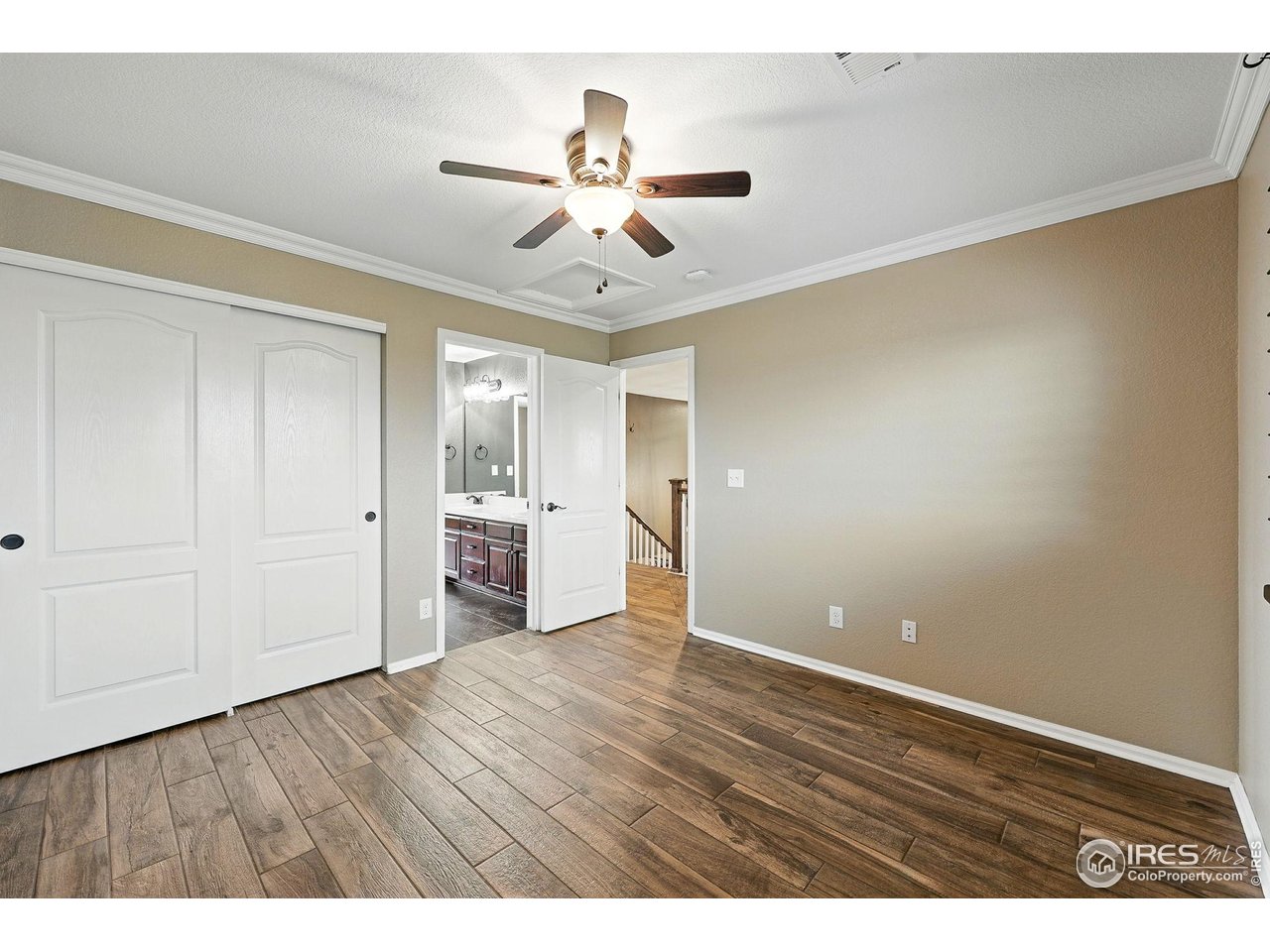 15810 E Tall Timber Ln