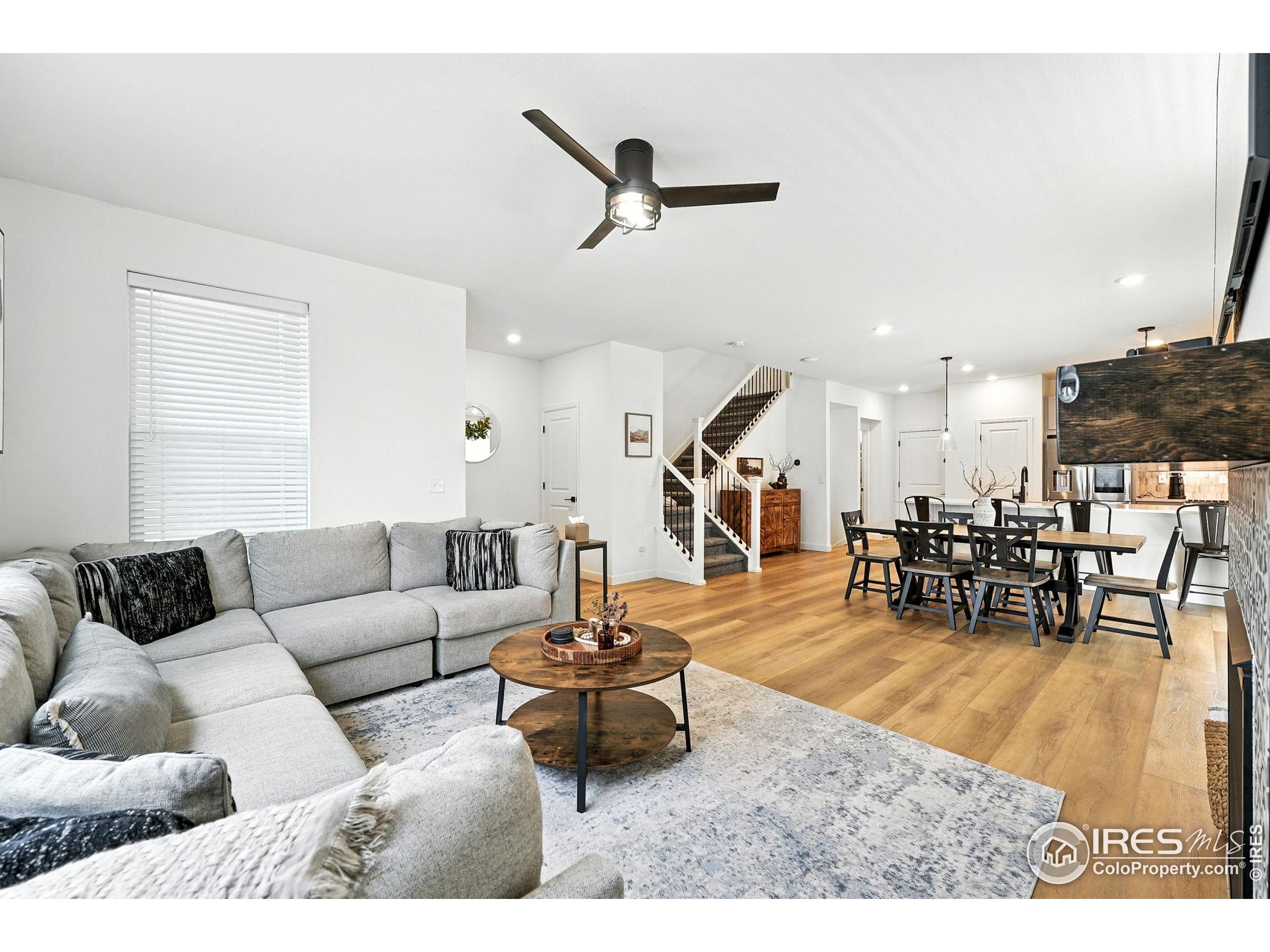 1095 Anker Dr