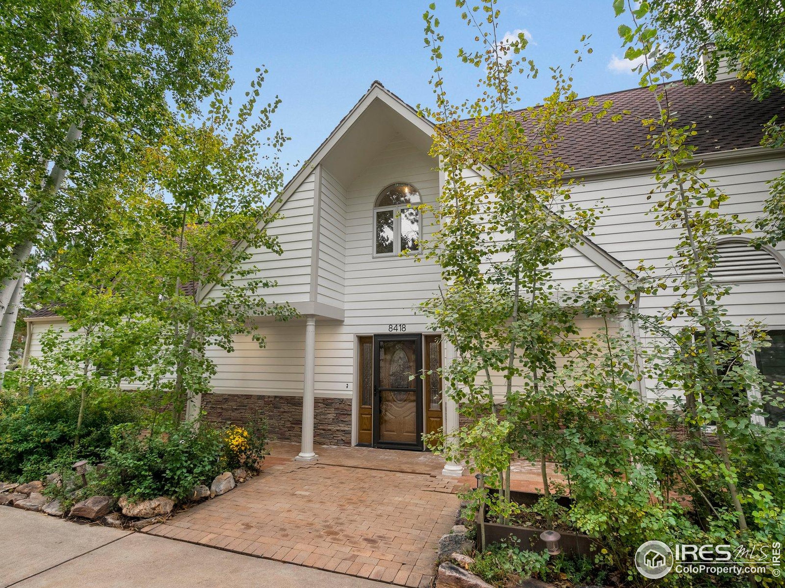 8418 Stirrup Ln